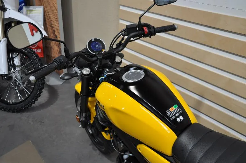 XSR 125