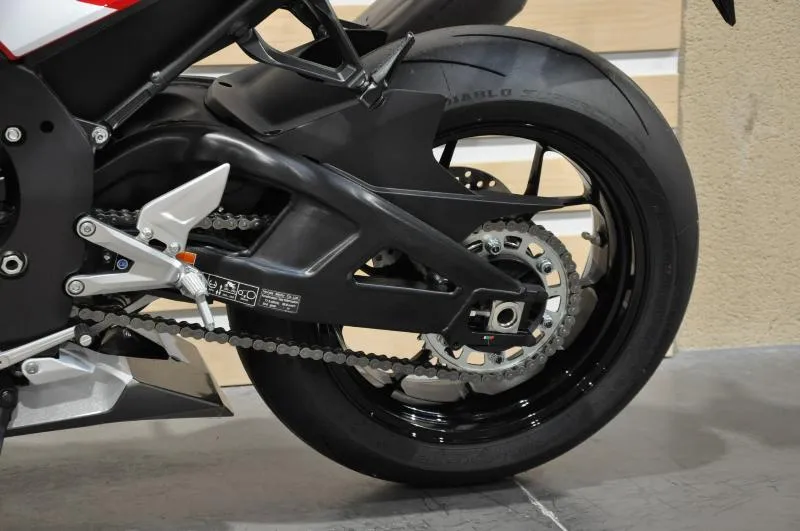 CBR 1000 RRR FIREBLADE 30e Anniversaire