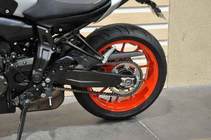 MT07 