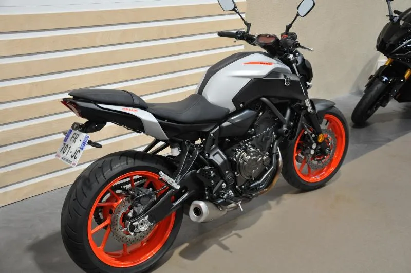 MT07 