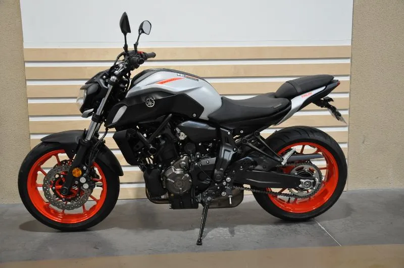 MT07 