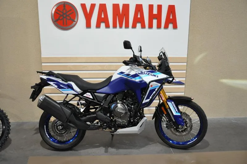 DL VSTROM 800DE