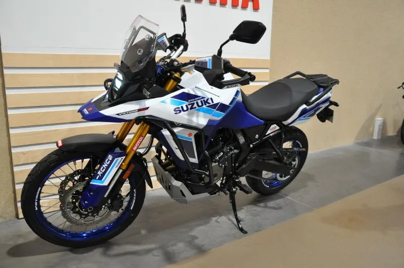 DL VSTROM 800DE