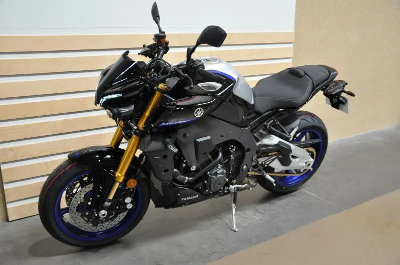 MT10 SP