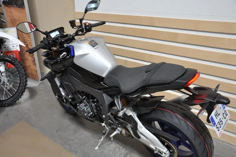 MT10 SP