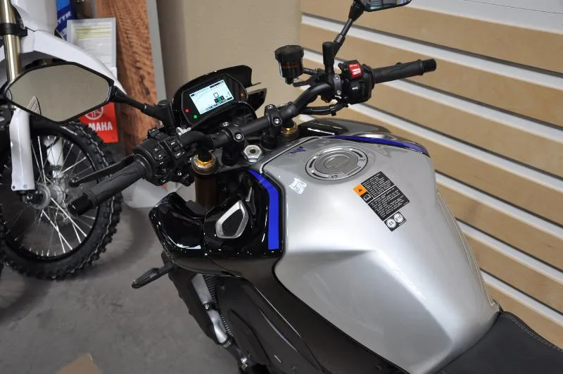 MT10 SP