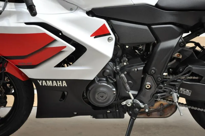 YZFR7 WORLD GP 60TH ANNIVERSARY