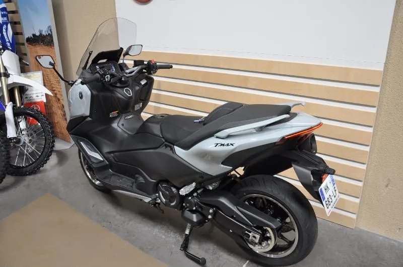 XP TMAX 560 TECH MAX