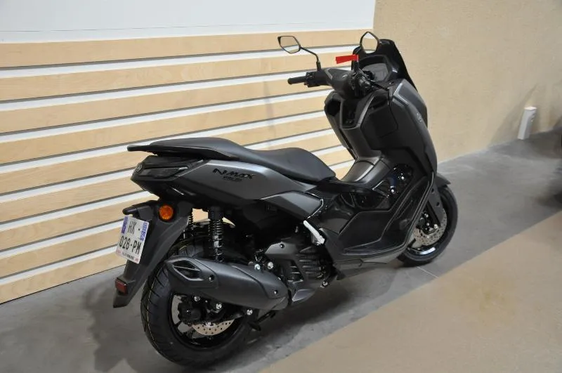 NMAX 125