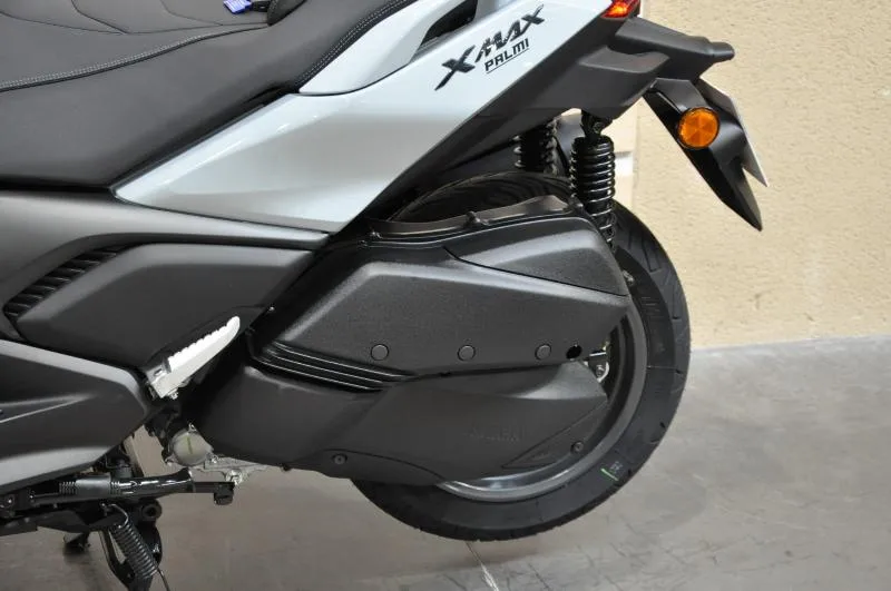XMAX 300 Tech Max