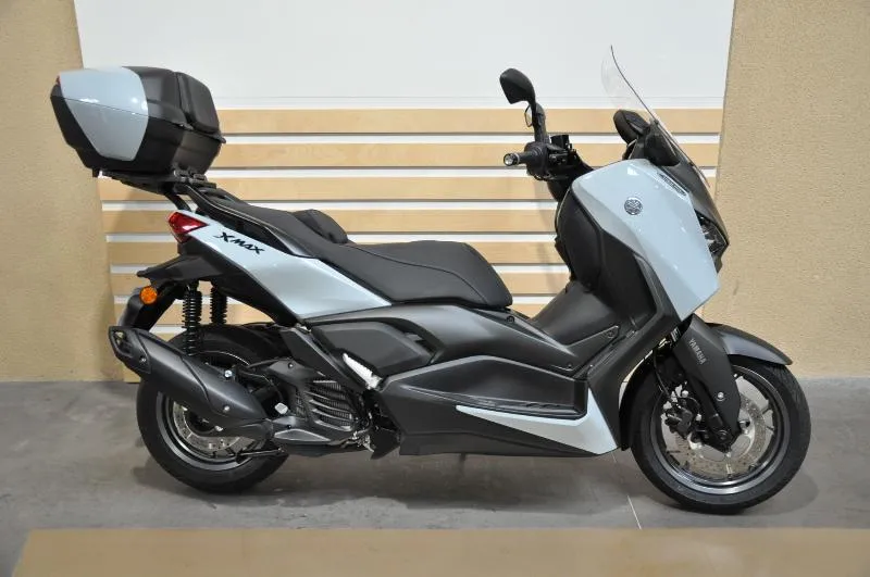 XMAX 125 TECH MAX