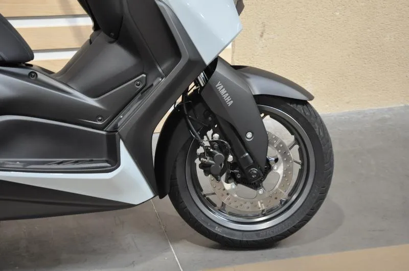 XMAX 125 TECH MAX