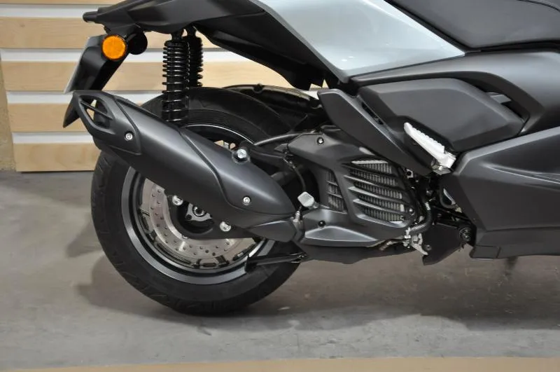 XMAX 125 TECH MAX