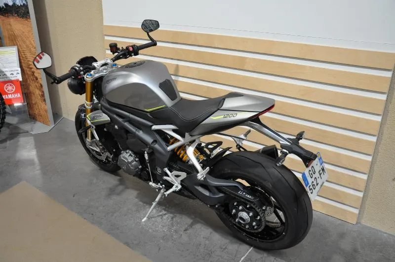 SPEED TRIPLE 1200 RS