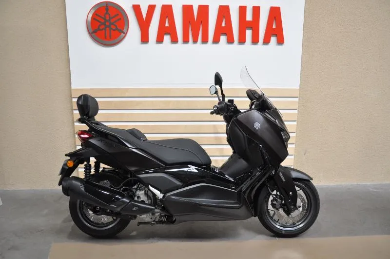 XMAX 300 TECH MAX 