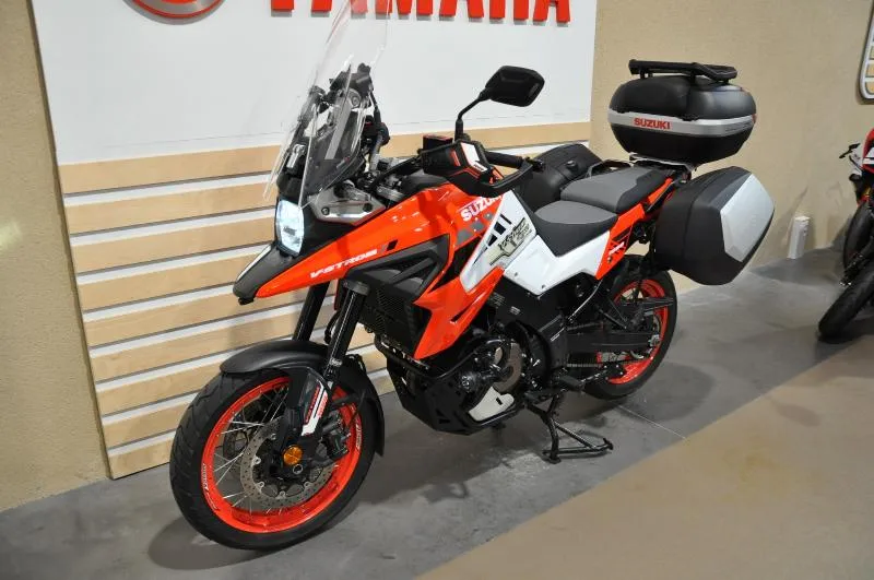 DL VSTROM 1050XT