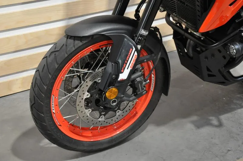 DL VSTROM 1050XT