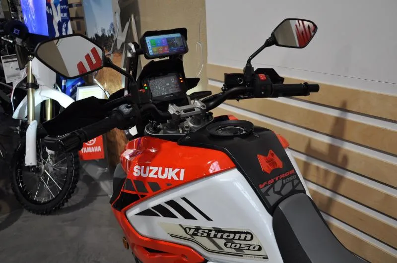DL VSTROM 1050XT