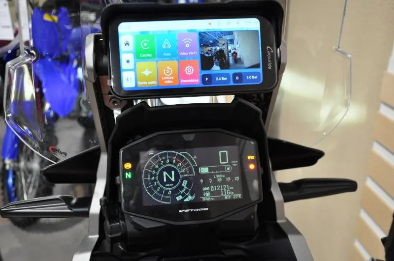 DL VSTROM 1050XT