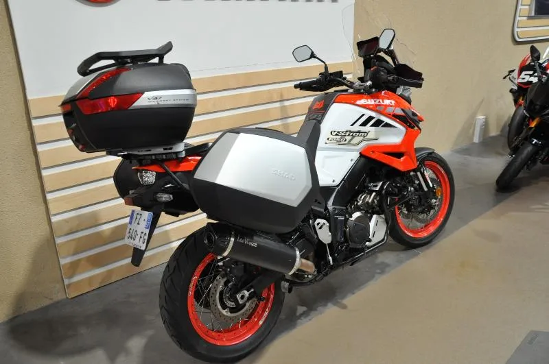 DL VSTROM 1050XT