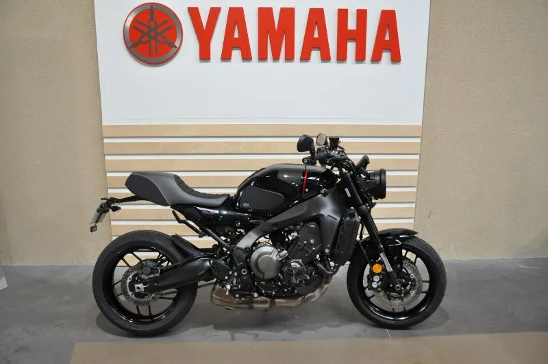 XSR 900