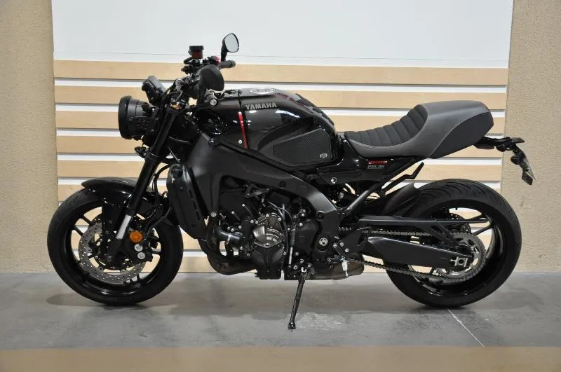 XSR 900