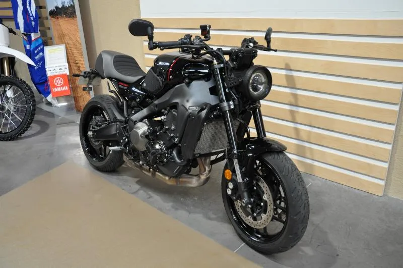 XSR 900