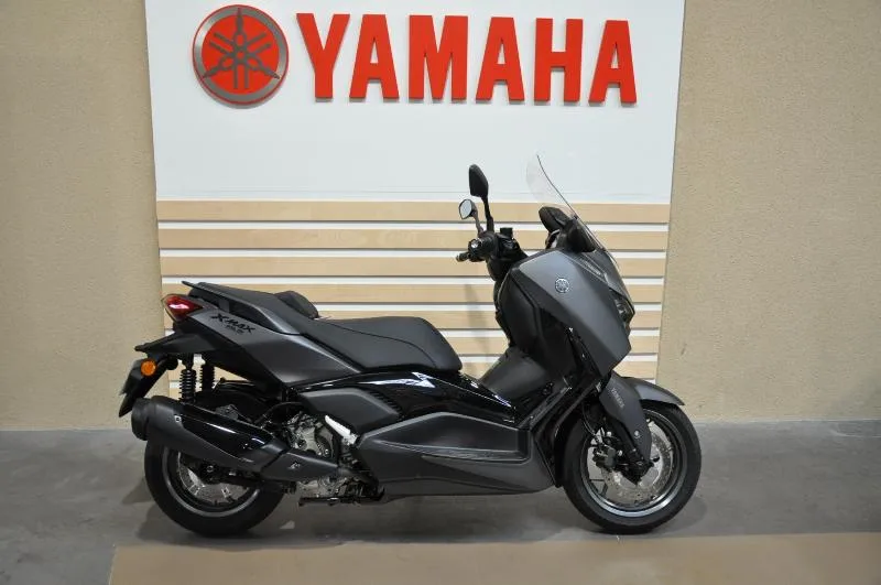XMAX 300 Tech Max