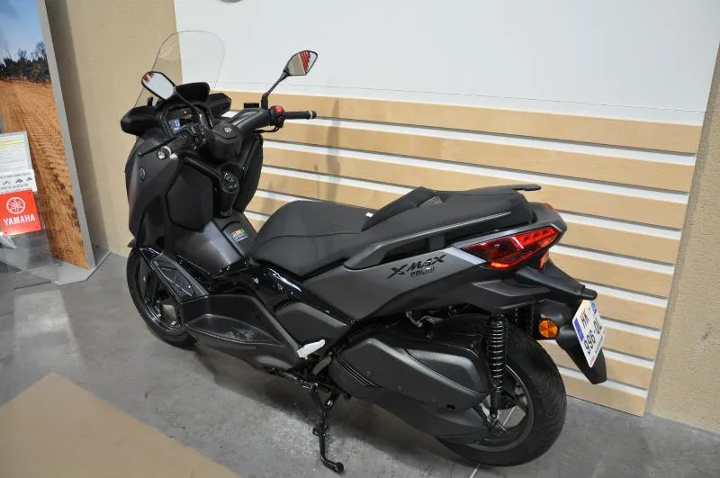 XMAX 300 Tech Max
