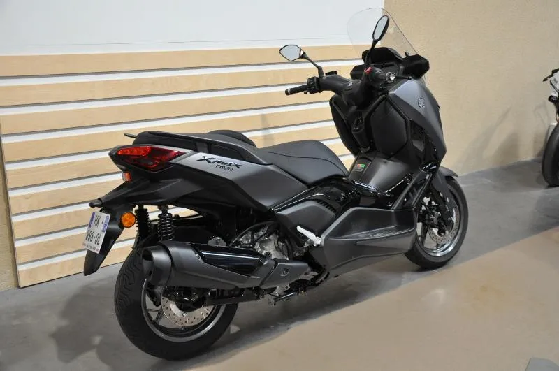 XMAX 300 Tech Max