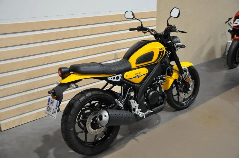 XSR 125