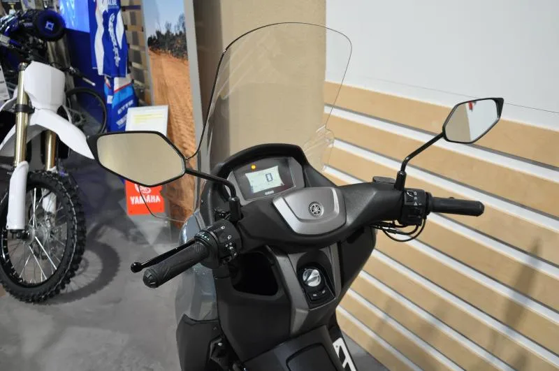 NMAX 125