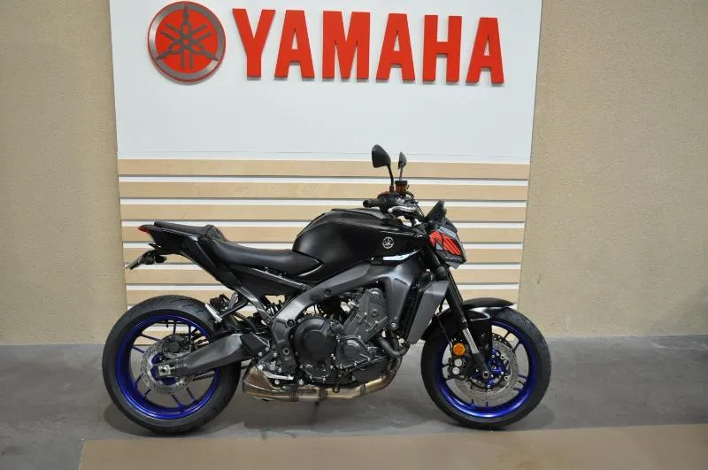 MT09
