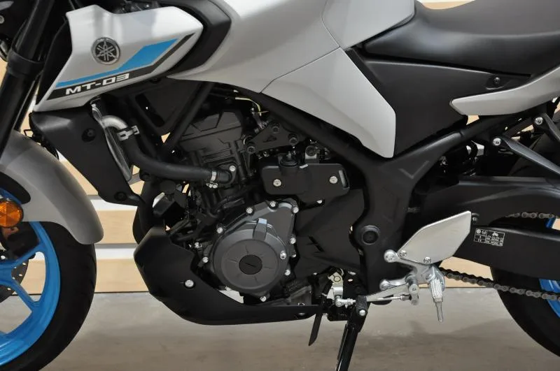 MT03
