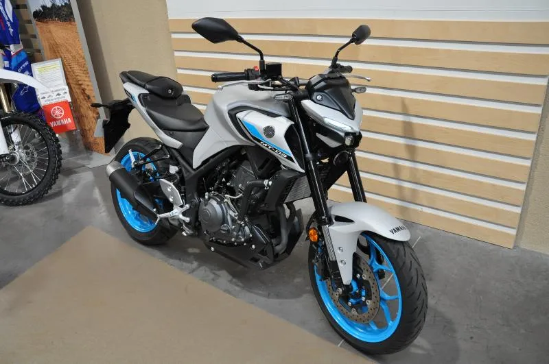 MT03