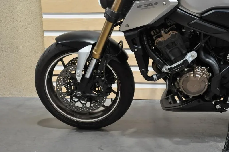 CB 650 RA