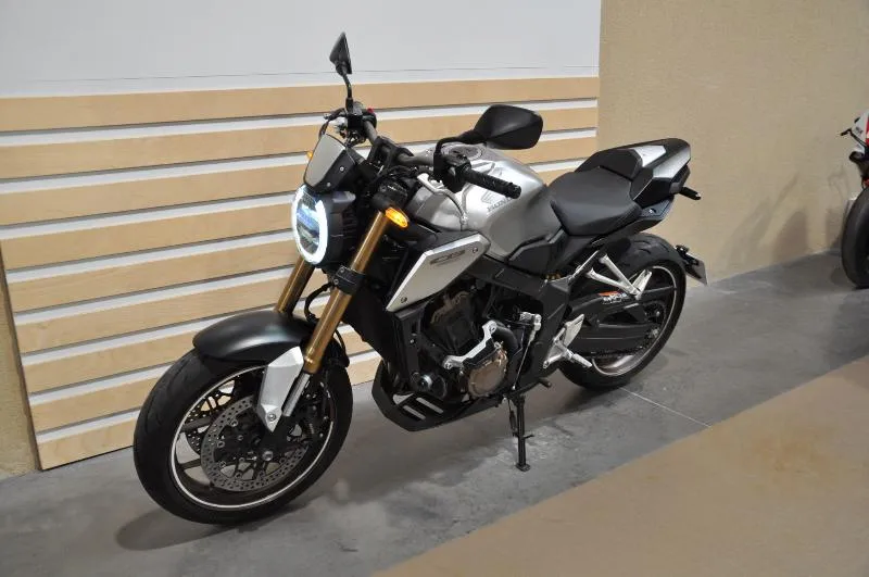CB 650 RA