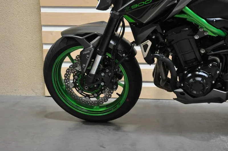 Z 900