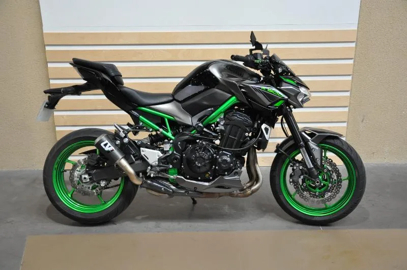 Z 900
