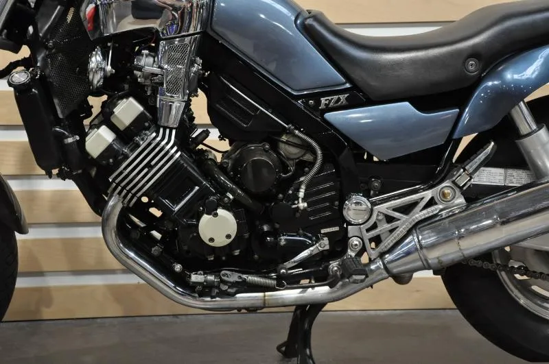 FZX 750 "Petite V max"
