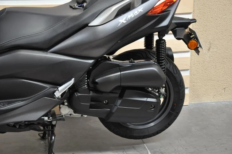XMAX 125