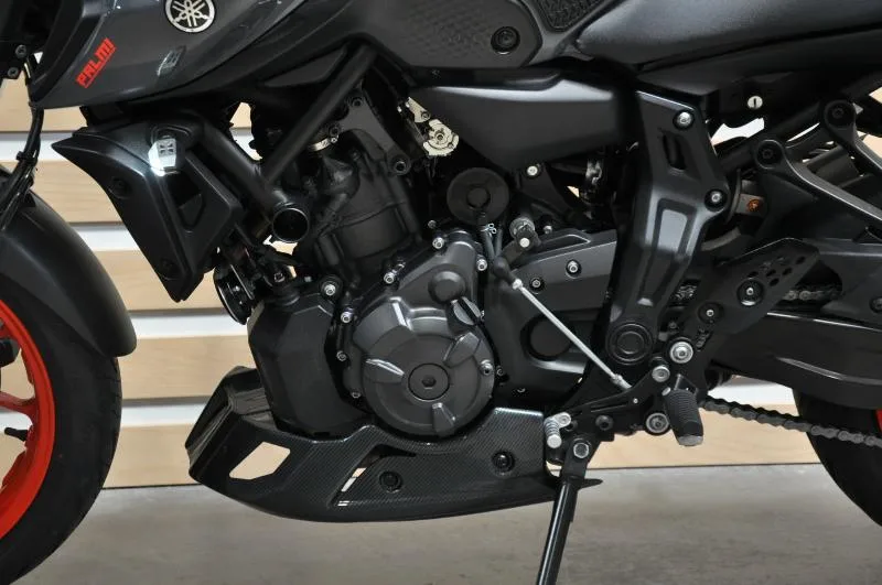 MT07 