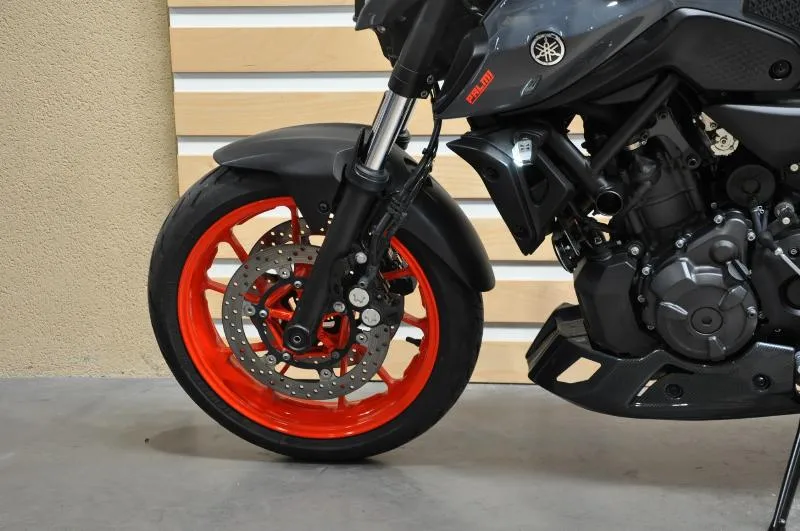MT07 