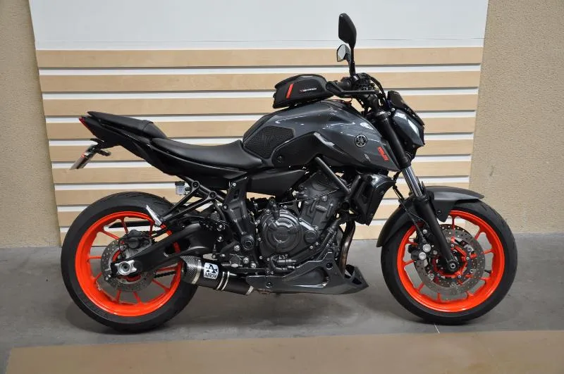 MT07 