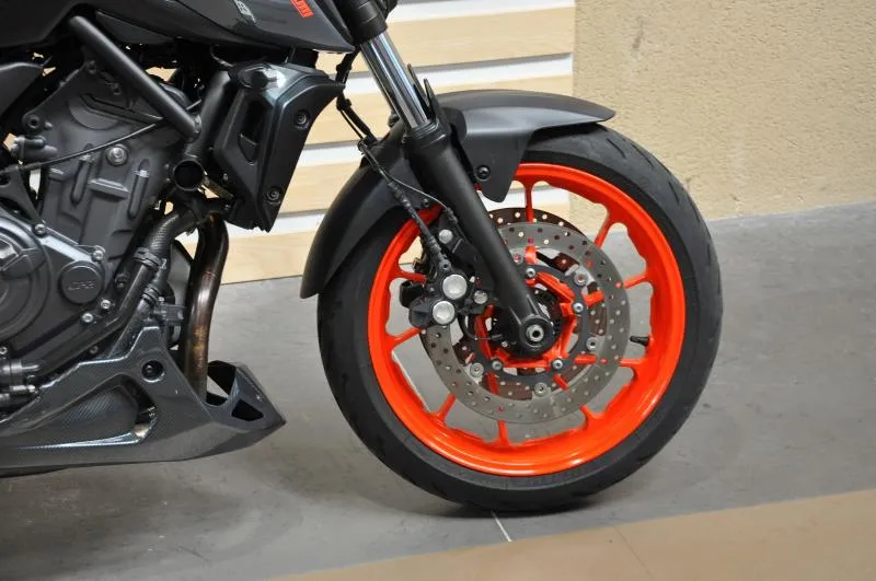 MT07 