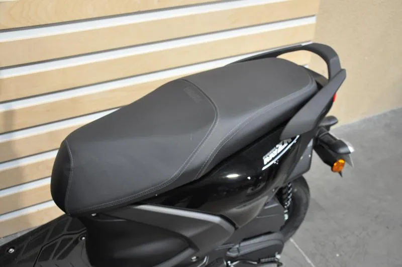 RayZR 125