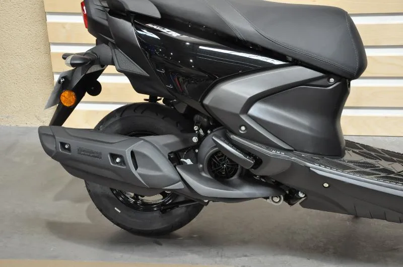 RayZR 125