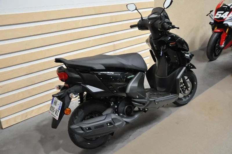 RayZR 125
