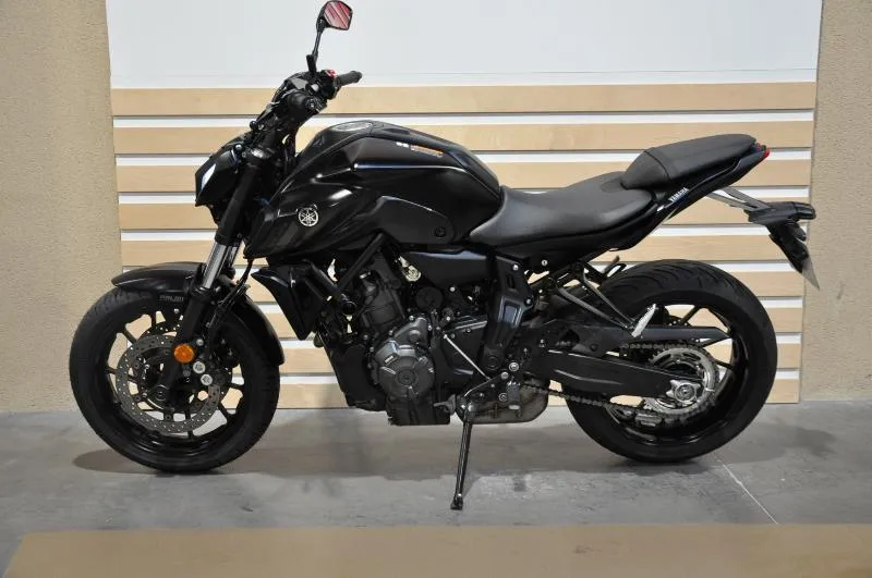 MT07 