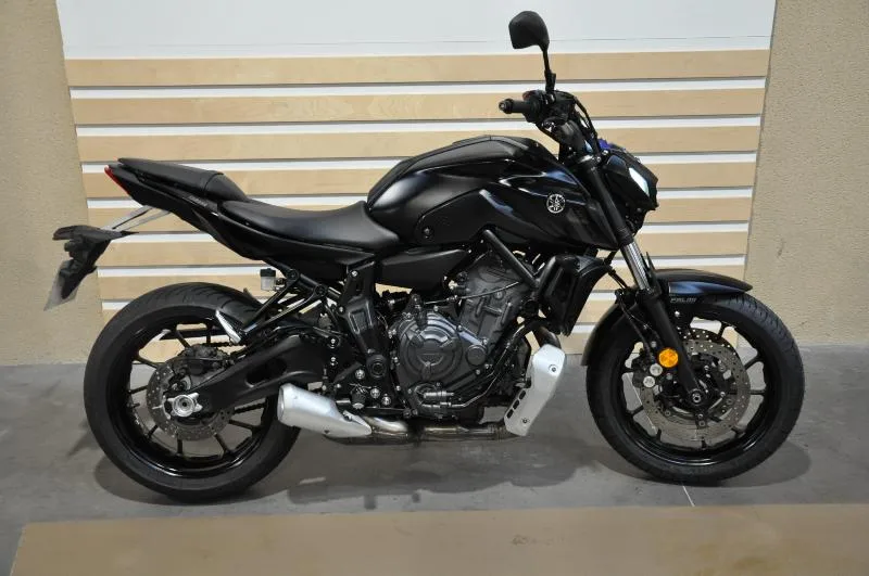 MT07 